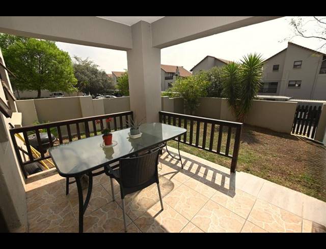 2 BEDROOM APARTMENT FOR SALE IN PAULSHOF
